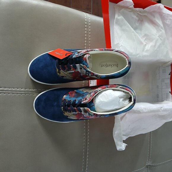 Bucketfeet - Four Walls - Designer Lex Nico - Brand New w/tags - Picture 1 of 6